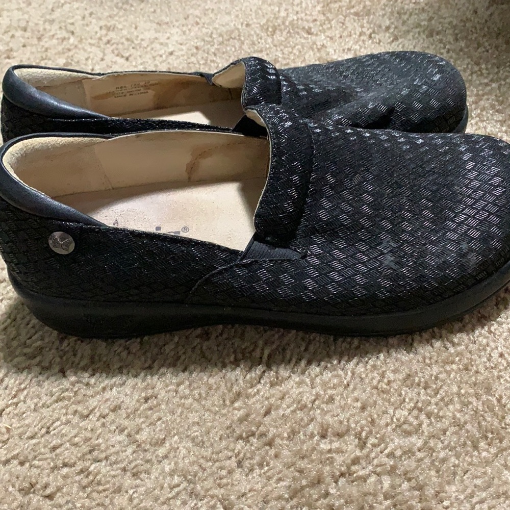 Algeria slip resistant work clog